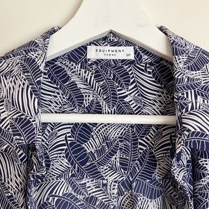 Long 100% silk shirt with botanical pattern